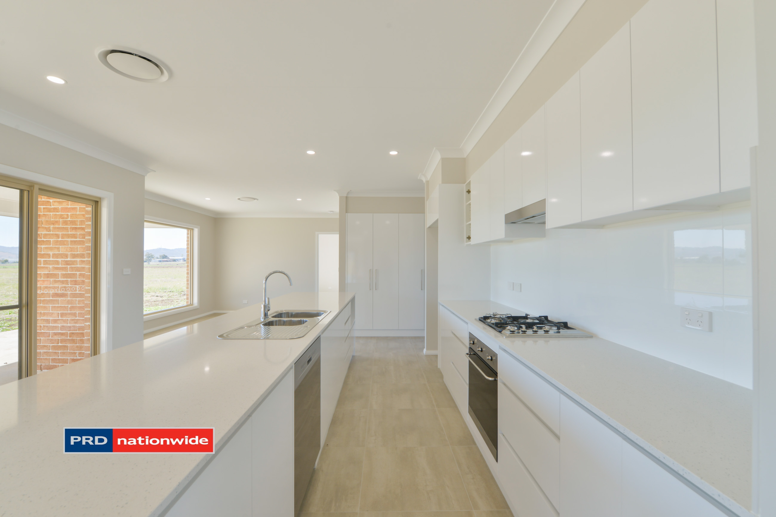 Nowland Crescent, Westdale. Kitchen